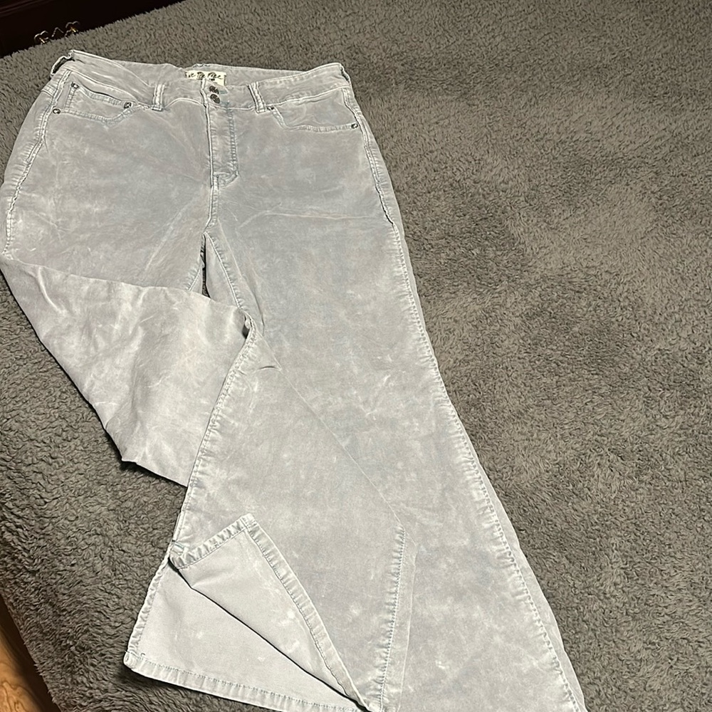 Free People curvy stretch jeans
